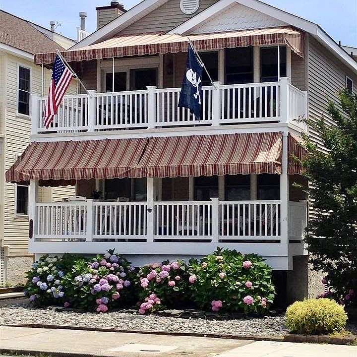 1st image of 2755 Asbury Ave