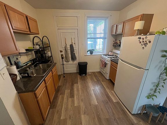 4th image of 1704-10 W Ainslie St #17081