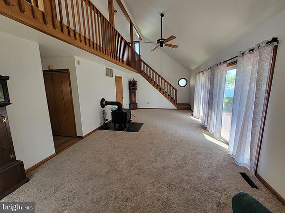 3rd image of 33265 Wandering Ln