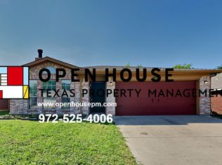 4000 Periwinkle Dr, Fort Worth, TX 76137