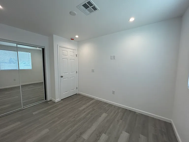 6617 Adamson Ave #B — Photo 13