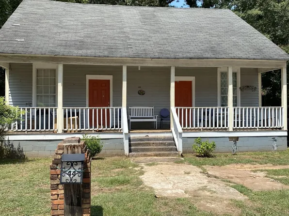 44 Wilcoxon St, Newnan, GA 30263