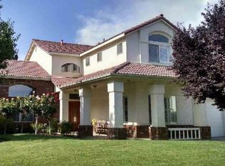 668 Avalon Dr, Lemoore, CA 93245