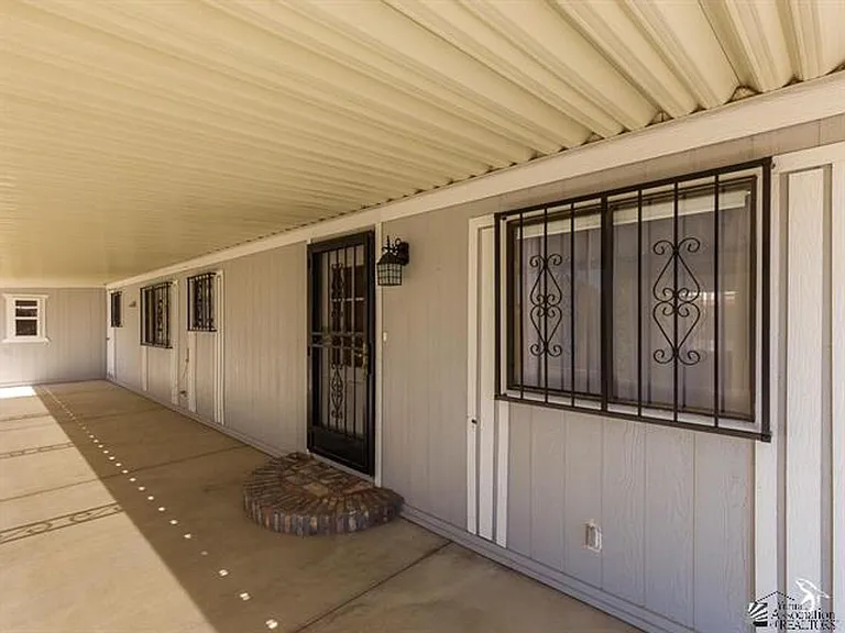 13388 E 41st Dr — Photo 12