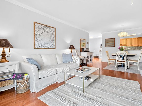 5th image of 1500 Merklin St #303