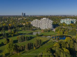 397 Royal Orchard Blvd #706, Markham, ON L3T3C9