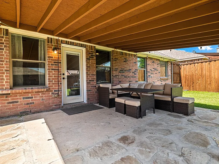 5540 Crestwood Dr — Photo 14