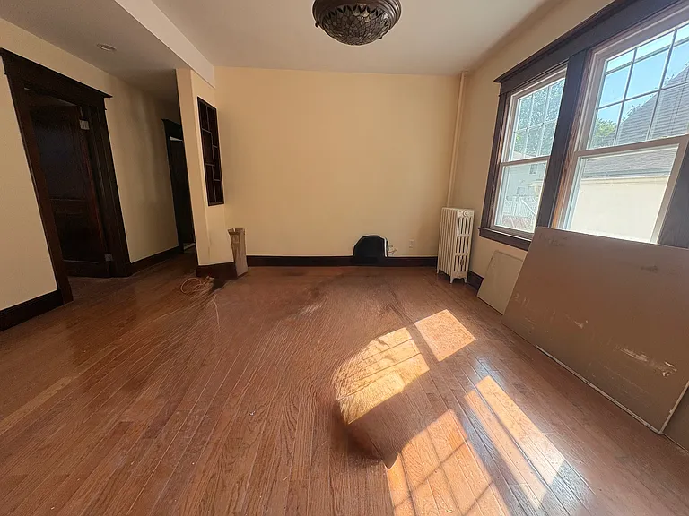 217 Bancroft Ave #1 — Photo 9