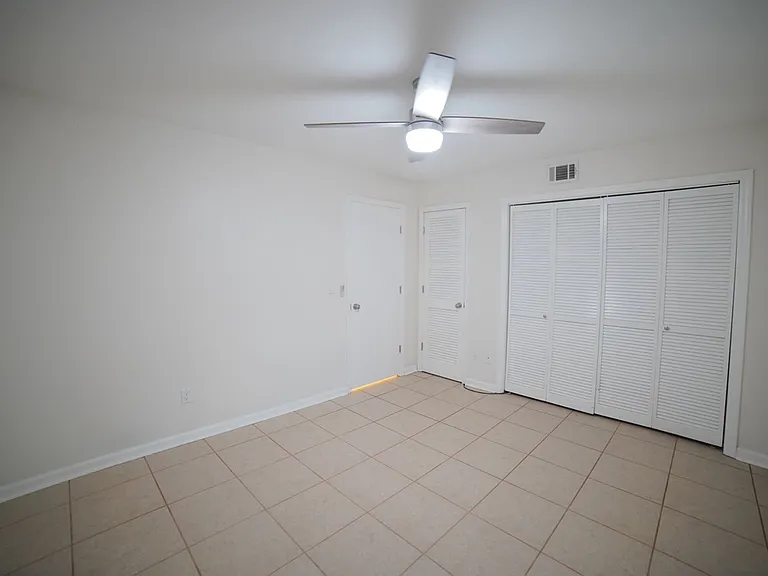 1240 High Rd — Photo 8