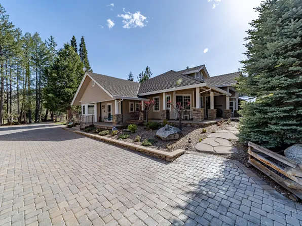 50 Cedar Rd, Trinity Center, CA 96091