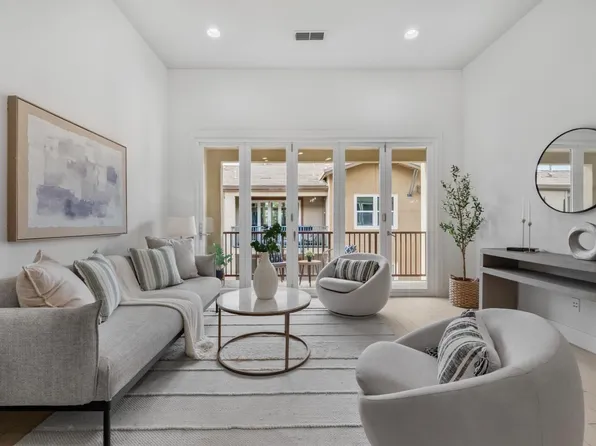 2412 Stearman Ct Unit 6, San Jose, CA 95132