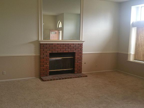 2nd image of 4013 E Avenue Q11