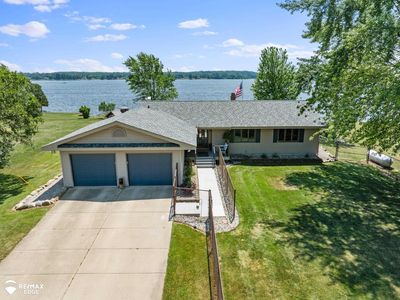 5805 Lake Crest Dr, Columbiaville, MI, 48421