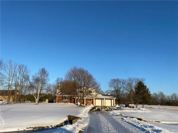 9212 Barnes Rd, Clayton, OH 45315