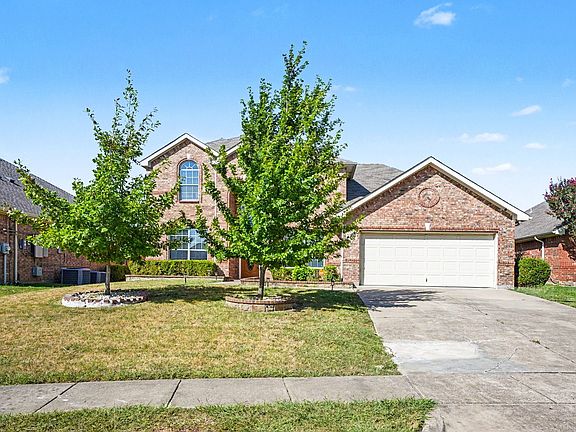 3rd image of 3023 Riverwood Ln