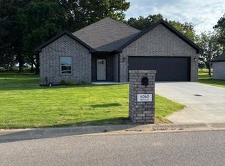 6060 Whitecliff Dr, Jonesboro, AR 72405