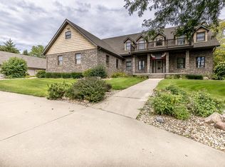 12135 Caledonia Rd, Belvidere, IL 61008