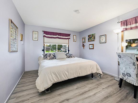 4th image of 10340 W Whitnall Edge DRIVE #103