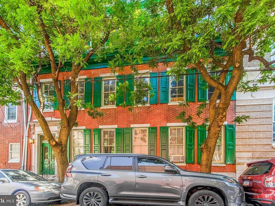 1st image of 310 Catharine St #312