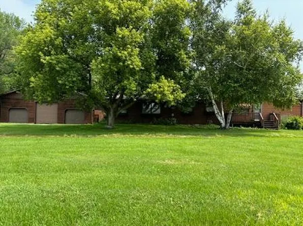 140 30th Ave SE, Maynard, MN 56260