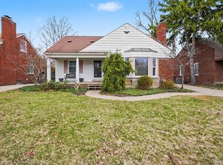 13146 Hart Ave, Huntington Woods, MI