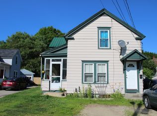 39 Myrtle St, South Paris, ME 04281