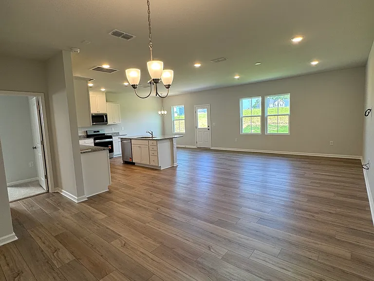 721 Branthurst Dr — Photo 8
