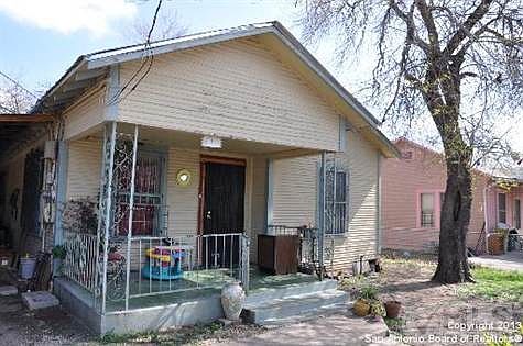 1st image of 610 NW 20th St