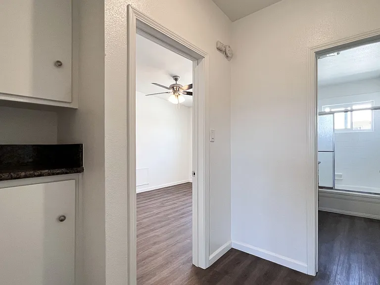 1743 W Malvern Ave #6 — Photo 14