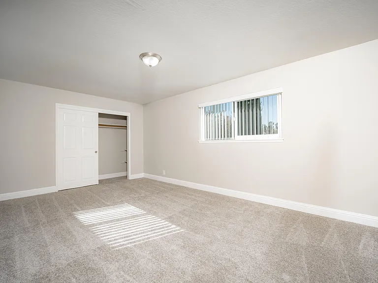 Palms C26 bed1 Palms C26 bed1