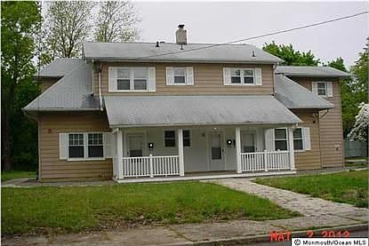 1st image of 806 Conifer St #3