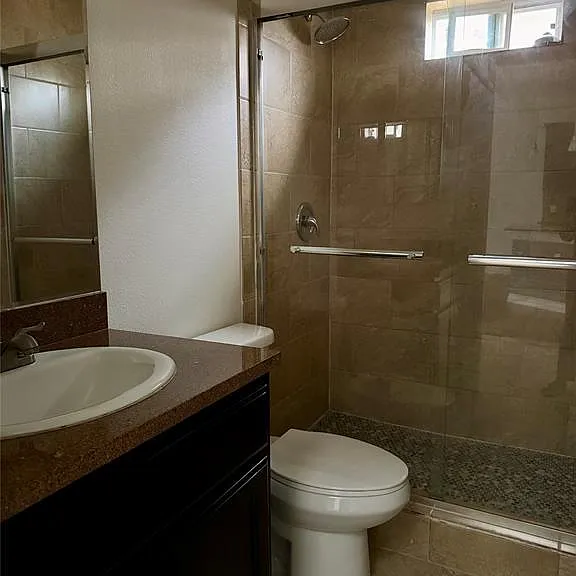 398 Mesa Dr #D — Photo 11