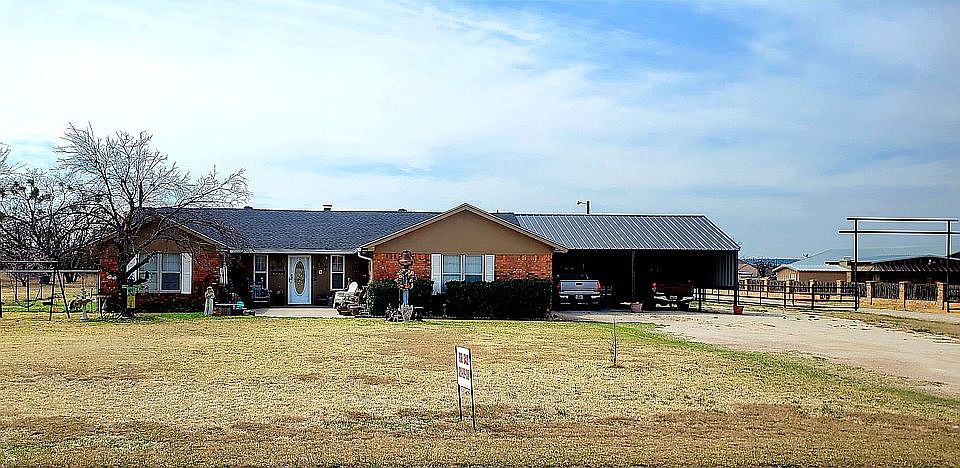 1st image of 319 Meadow Ln