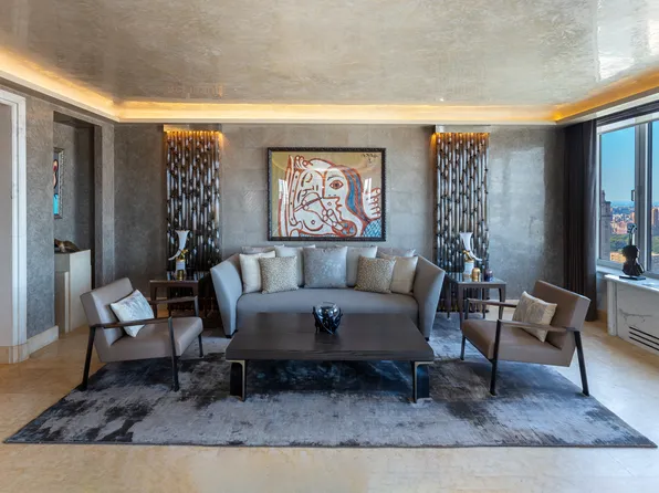 117 East 57th Street image 2 of 44