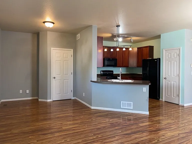2738 Port Place Dr — Photo 6
