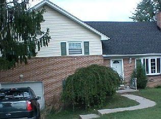 4229 Old Orchard Rd, York, PA 17402