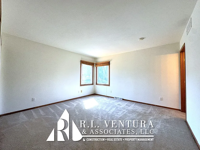 3333 Kennsington Square Rd — Photo 20
