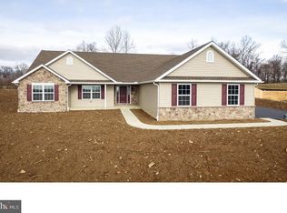 1 Kerryn Dr, Robesonia, PA 19551