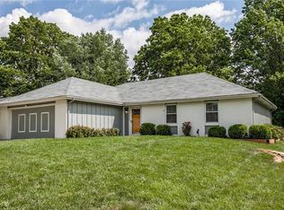 13023 S Chippewa Cir, Olathe, KS 66062