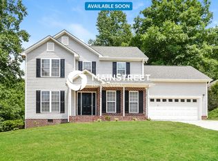 2204 Lancey Dr, Thomasville, NC 27360