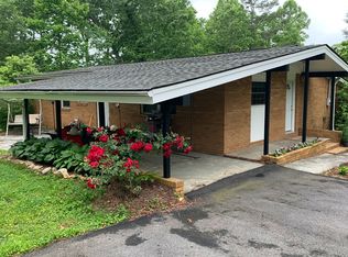 213 Pleasant Hill Cir, Blairsville, GA 30512
