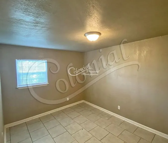 130 E Ruby Rd — Photo 8