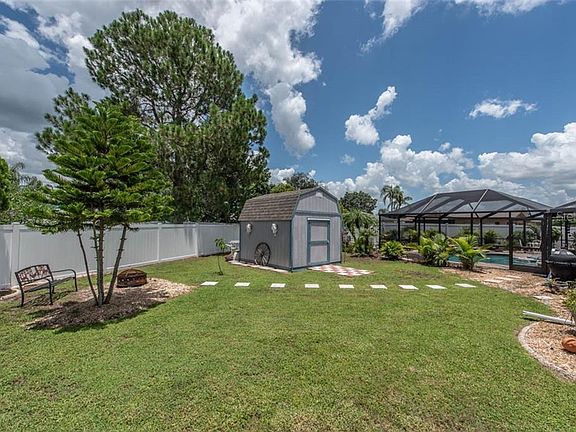 5th image of 1703 Orchid Ct