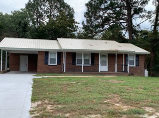 1416 Hibiscus Rd, Fayetteville, NC 28311