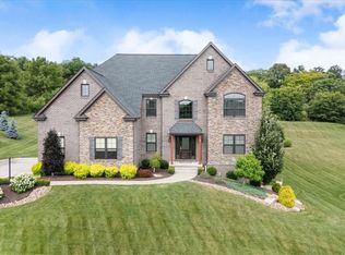 207 Meryton Ln, Cranberry Township, PA 16066
