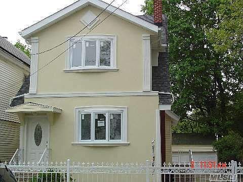 162-26 75 Ave, Flushing