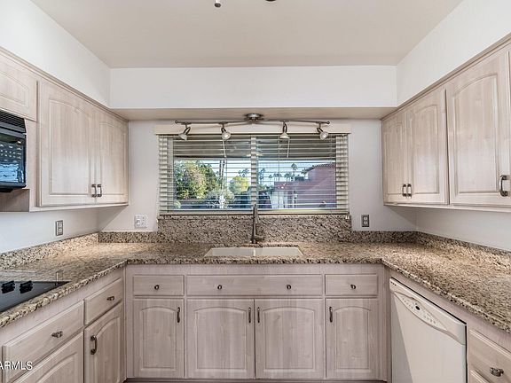 3rd image of 4740 N 76TH Place