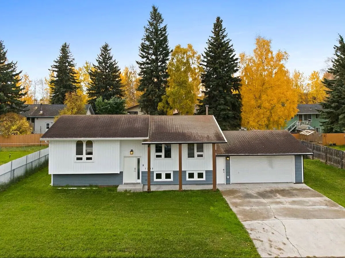 4 bed, 2000 sqft, $3,600 — Photo 3