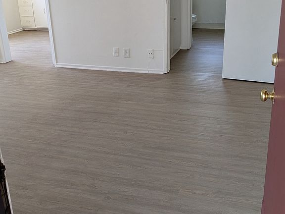 4th image of 4323 Ventura Canyon Ave