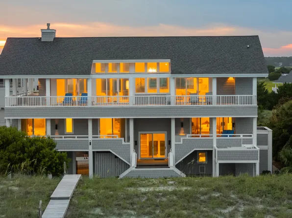 8 Beach Road S, Wilmington, NC 28411